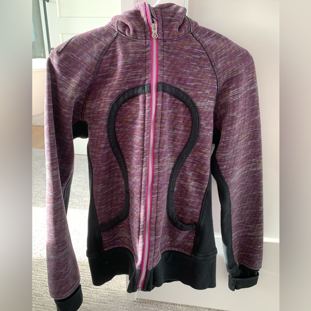 LULULEMON HOODIE